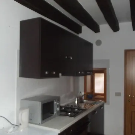 Alloggi Serena Bed and Breakfast 3*