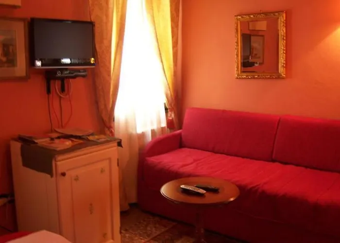 Nocleg ze śniadaniem Alloggi Serena 3*
