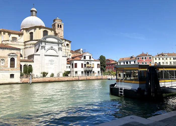 Bed & Breakfast Alloggi Serena Venedig