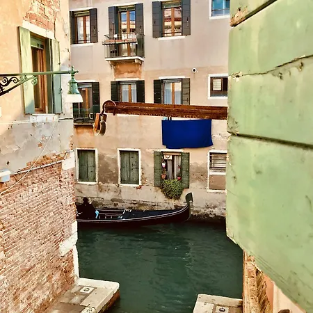 Alloggi Serena Bed & Breakfast