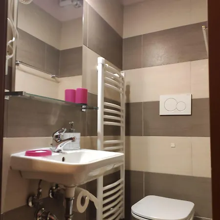 Alloggi Serena فندق مبيت وإفطار
