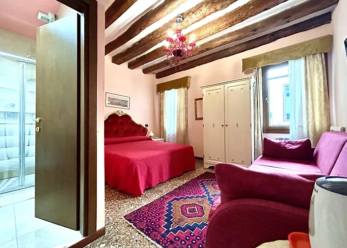 Alloggi Serena 3*