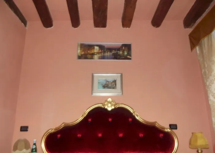 Alloggi Serena Bed & Breakfast 3*